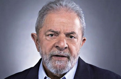 Lula critica Temer: “Ele não representa nada”