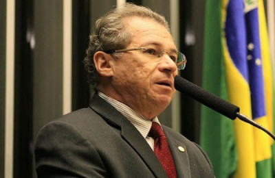 Declaração de Assis Carvalho irrita membros do PMDB