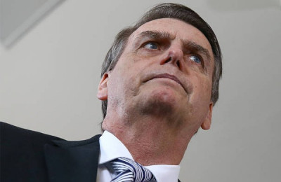 Bolsonaro cancela agenda no Congresso. Eestratégia perigosa