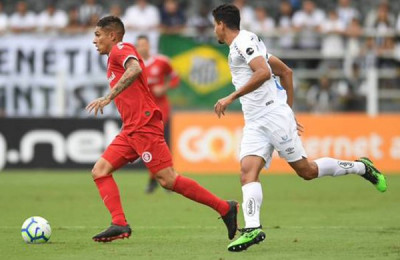 Santos e Internacional empatam sem gols na Vila Belmiro
