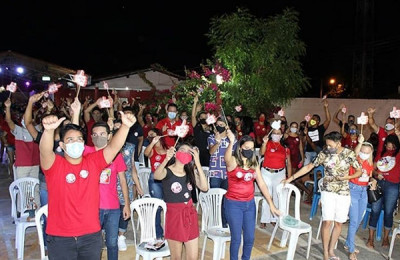 Jovens realizam evento em apoio a Magno Soares em Castelo do PI