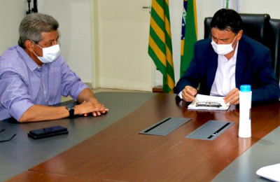 Presidente da FIEPI discute parceria com o governador W. Dias