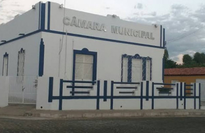Câmara Municipal de Barras suspende sessão após casos de COVID-19