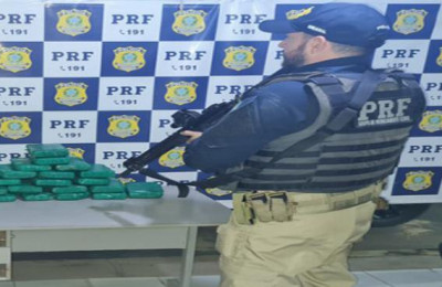 PRF prende homem transportando cocaína com um menor em Parnaíba-PI
