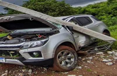 Secretário de Saúde do Piauí sofre acidente de carro em Caxingó-PI