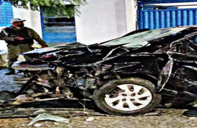 Acidente entre carro e moto mata homem e deixa mulher ferida em Teresina