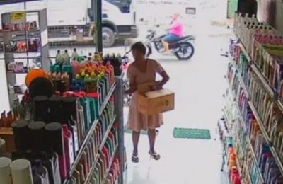Mulher rouba loja e ameaça funcionários com uma faca em Campo Maior-PI