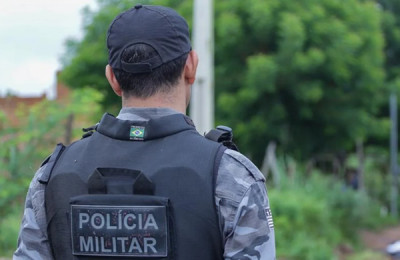 Bandidos invadem residência e levam objetos e motocicleta em Jatobá do Piauí